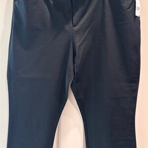 New GAP Black skinny ankle pants